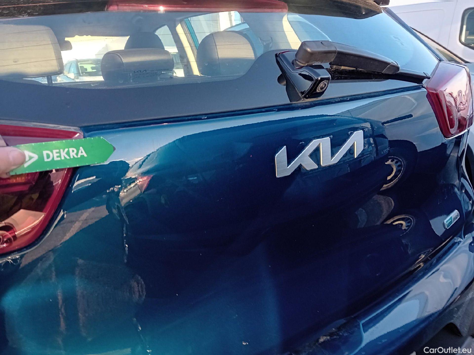  KIA  Niro KIA  / 2019 / 5P / crossover 1.6 GDi PHEV 104kW (141CV) Drive #25