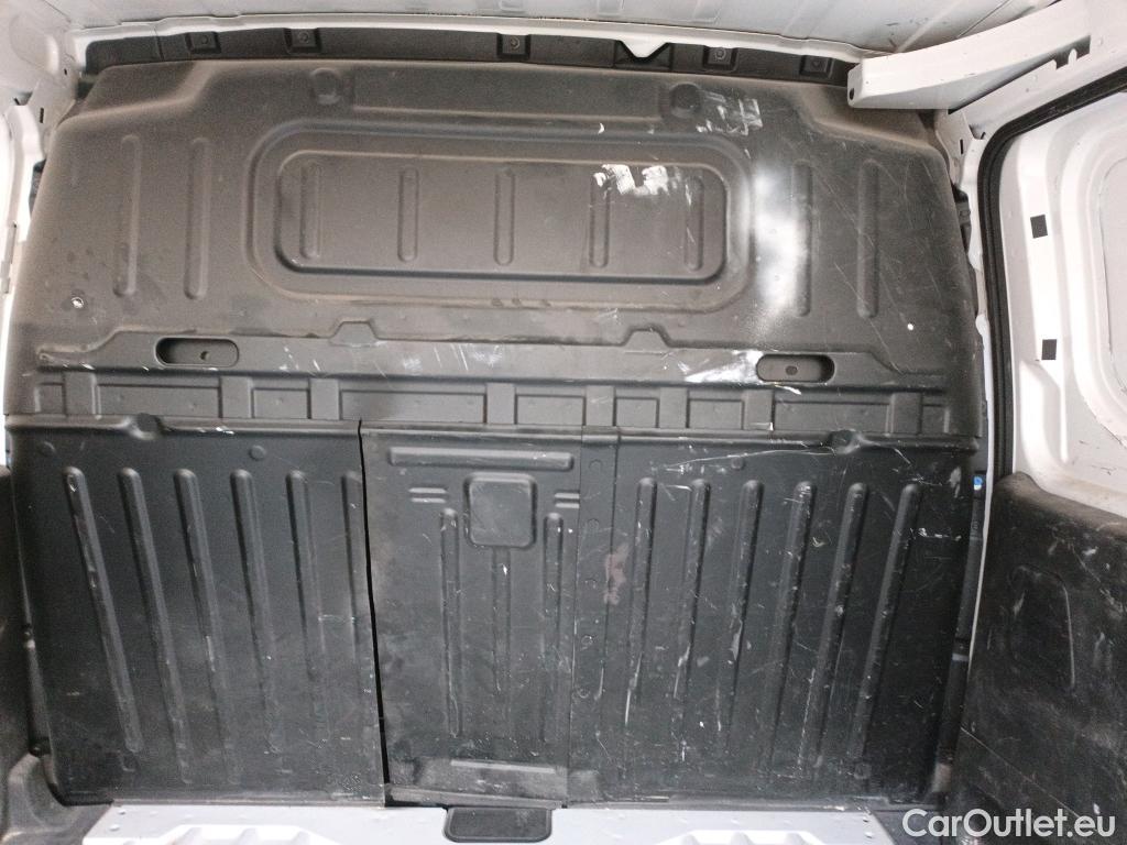  Peugeot  Partner PEUGEOT  / 2018 / 4P / furgón derivado de turismo Premium Standard 600kg BlueHDi 73kW (AC) #9