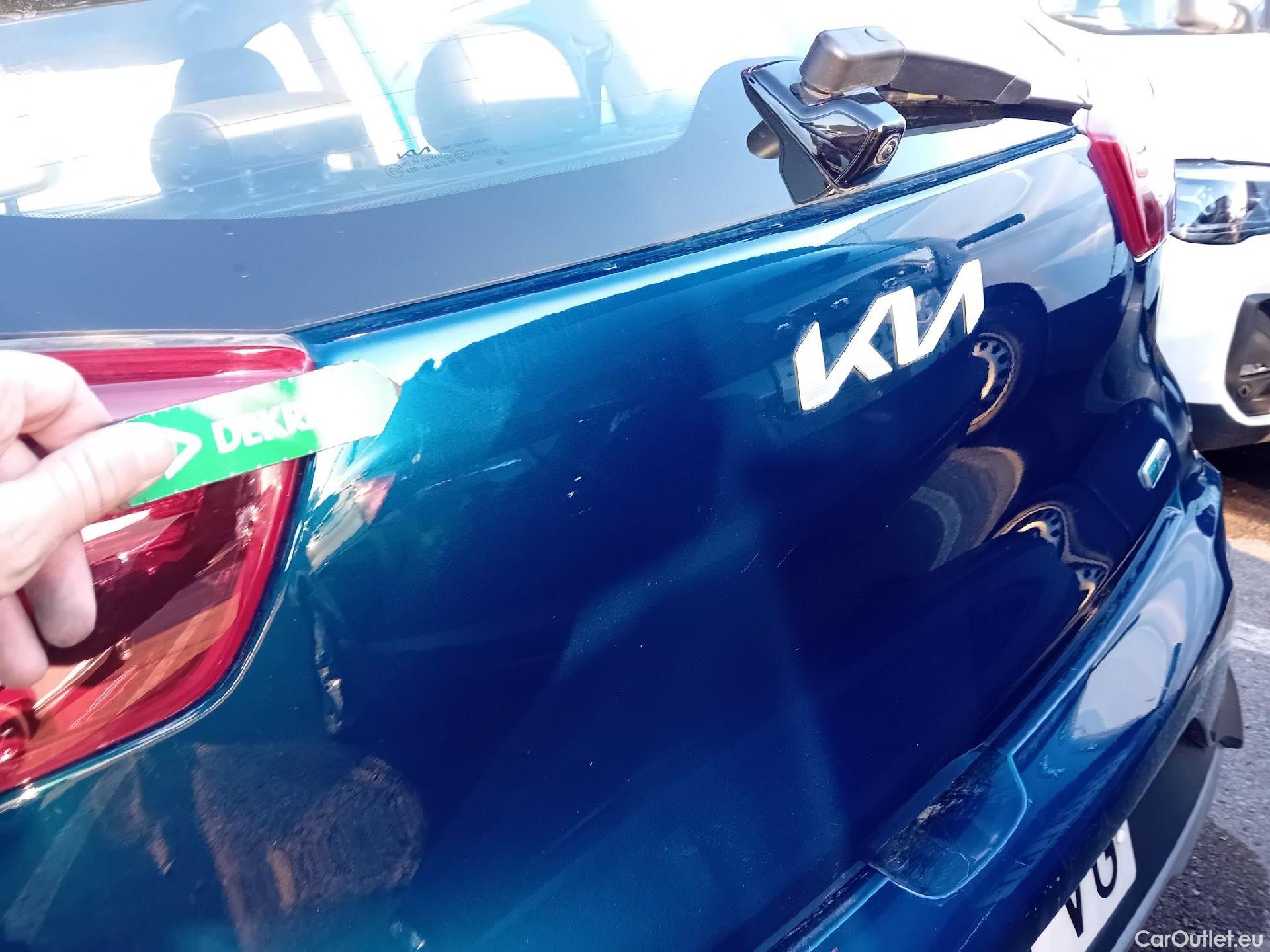  KIA  Niro KIA  / 2019 / 5P / crossover 1.6 GDi PHEV 104kW (141CV) Drive #26