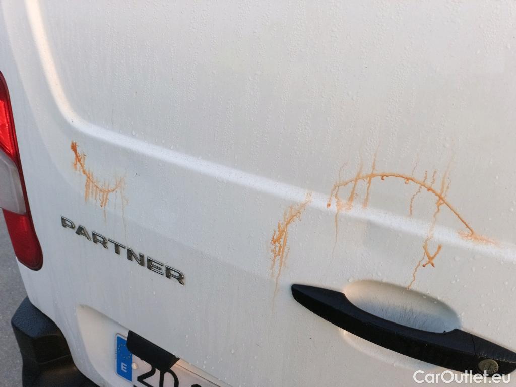  Peugeot  Partner PEUGEOT  / 2018 / 4P / furgón derivado de turismo Premium Standard 600kg BlueHDi 73kW (AC) #2