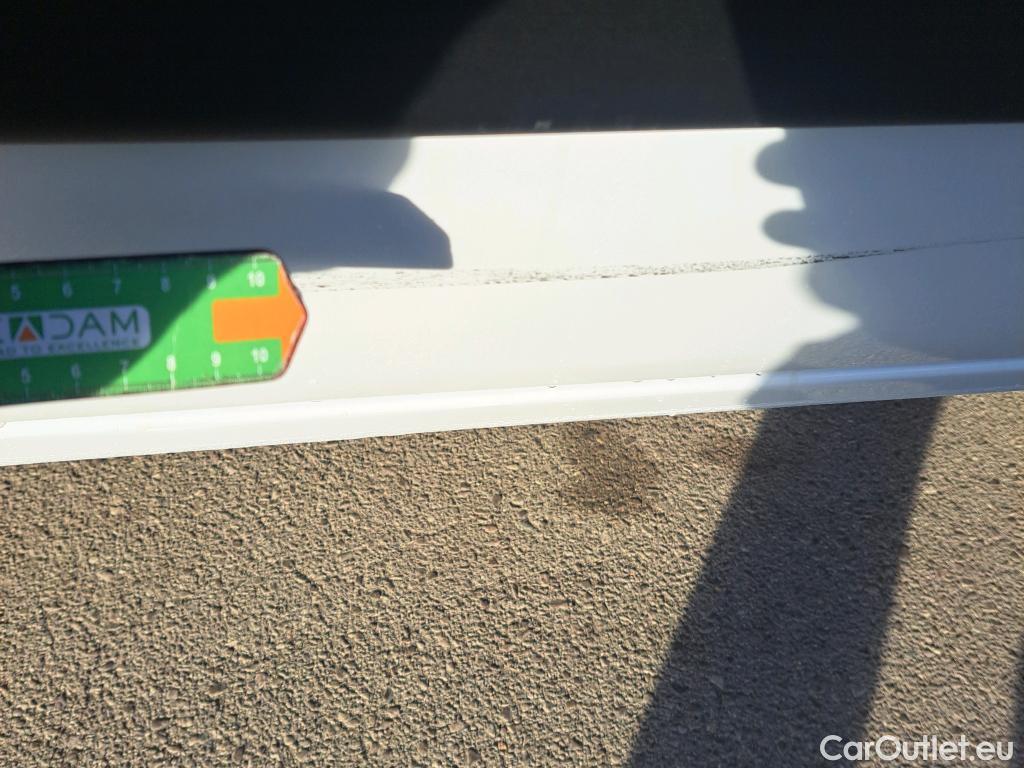  Nissan  NV400 NISSAN  / 2011 / 4P / furgón L2H2 3,5T 2.3dCi 110kW FWD Optima #47