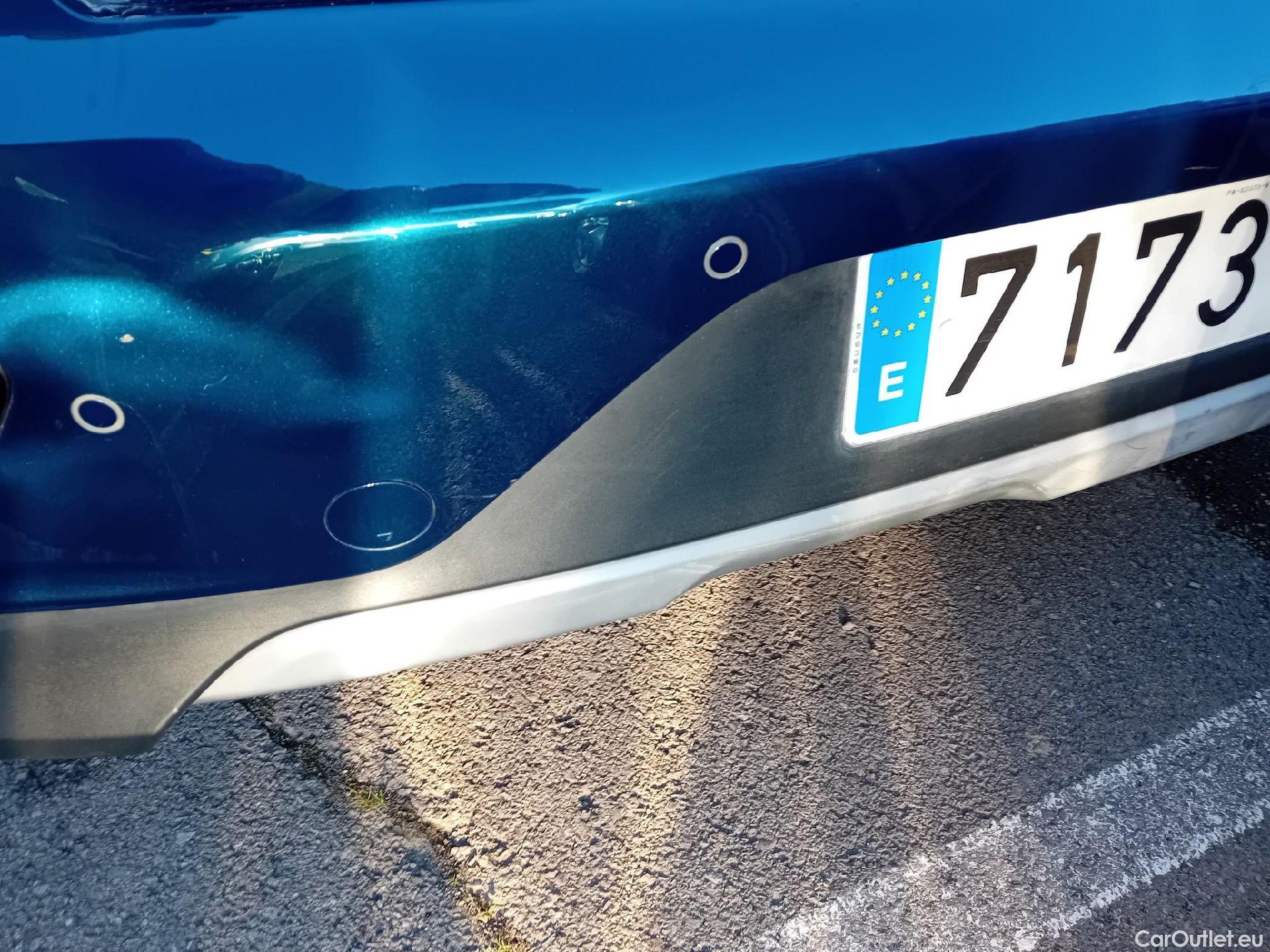  KIA  Niro KIA  / 2019 / 5P / crossover 1.6 GDi PHEV 104kW (141CV) Drive #23