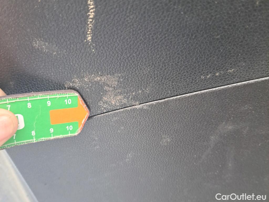  Renault  Captur RENAULT  / 2019 / 5P / todoterreno Intens TCe 90 (AC) #6