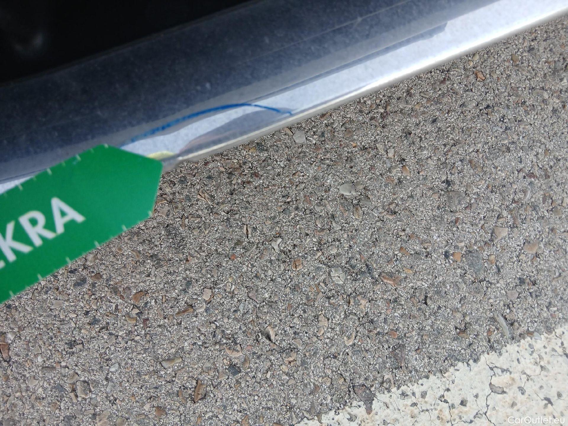  Mercedes  GLA MERCEDES-BENZ  / 2020 / 5P / todoterreno  200 D #15