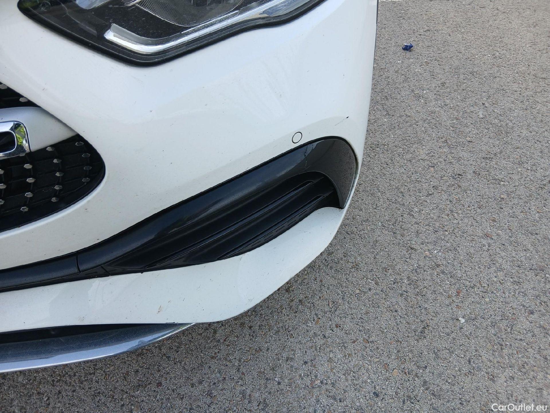  Mercedes  GLA MERCEDES-BENZ  / 2020 / 5P / todoterreno  200 D #19