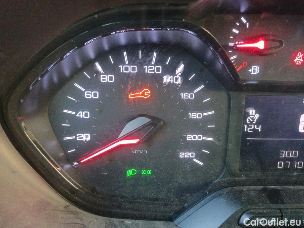  Peugeot  Partner PEUGEOT  / 2018 / 4P / furgón derivado de turismo Premium Standard 600kg BlueHDi 73kW (AC) #27