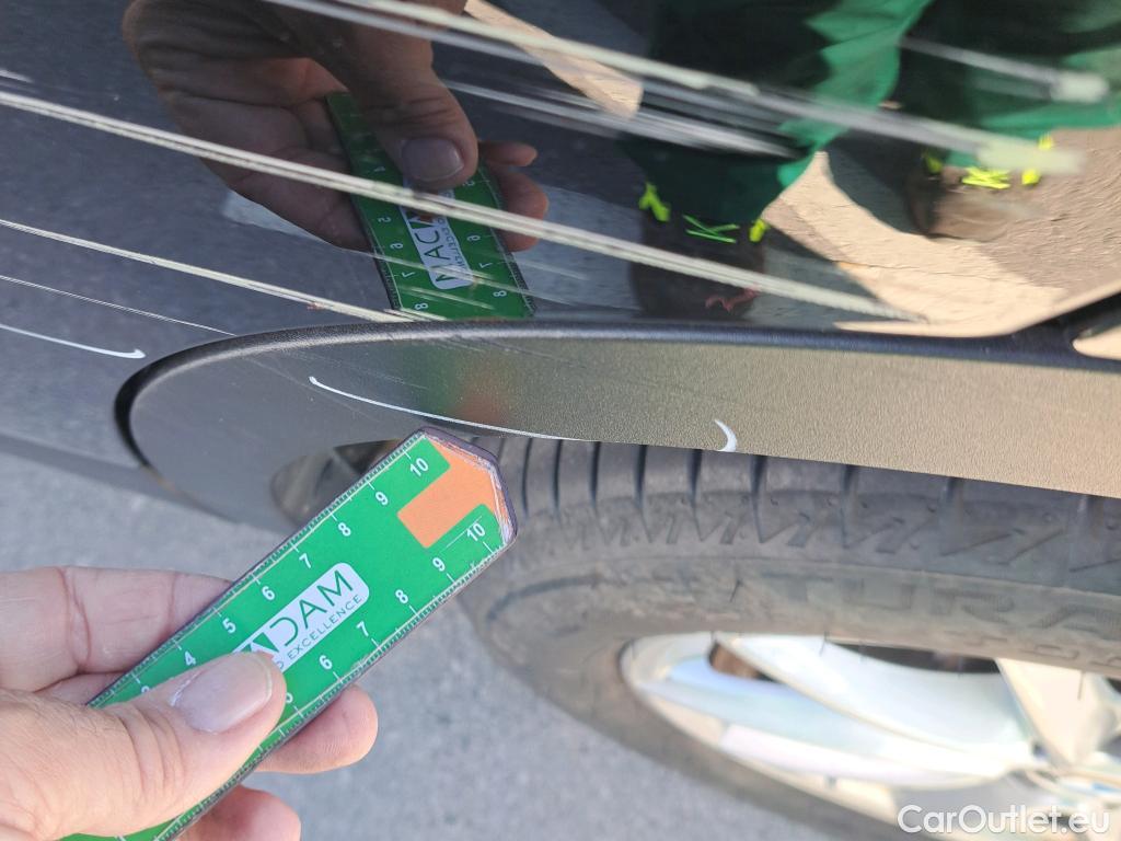  Bmw  X2 BMW  / 2017 / 5P / todoterreno sDrive18d #32