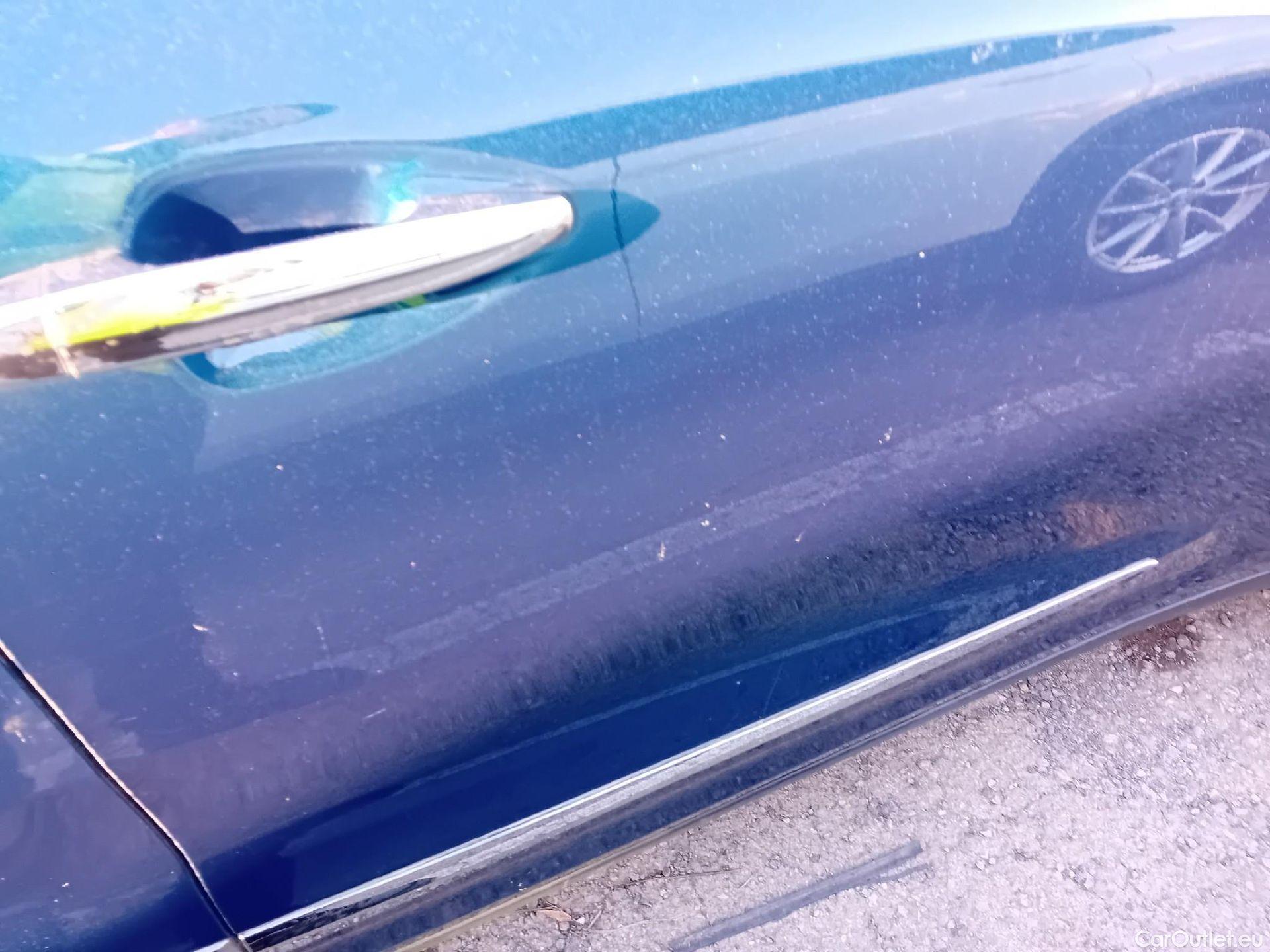  KIA  Niro KIA  / 2019 / 5P / crossover 1.6 GDi PHEV 104kW (141CV) Drive #46