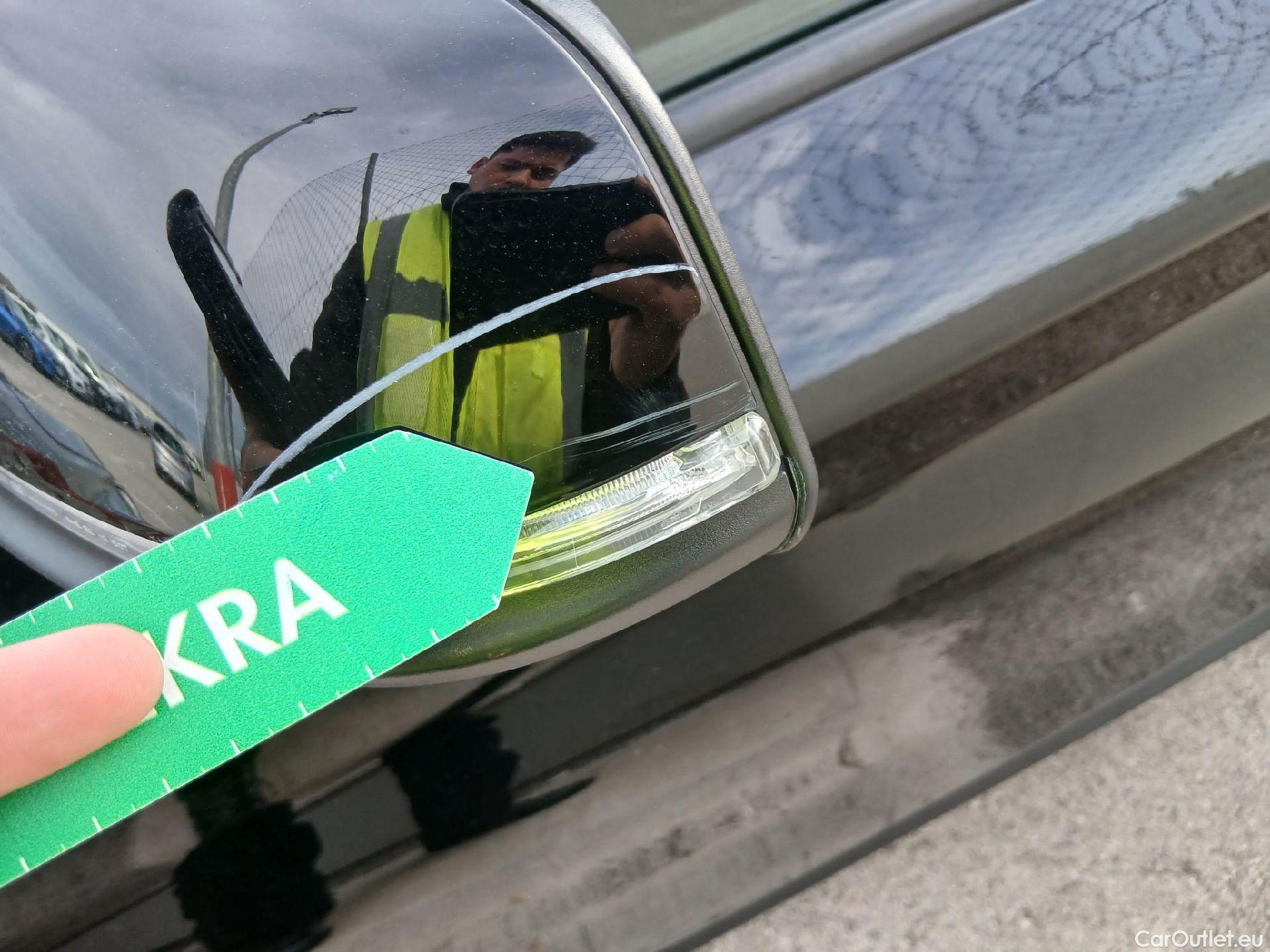  Bmw  X1 BMW  / 2019 / 5P / todoterreno sDrive18dA Corporate #16