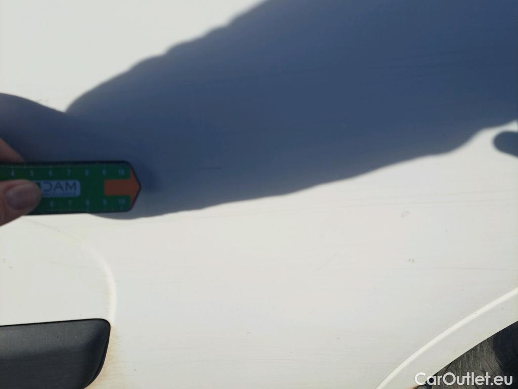  Nissan  NV400 NISSAN  / 2011 / 4P / furgón L2H2 3,5T 2.3dCi 110kW FWD Optima #45