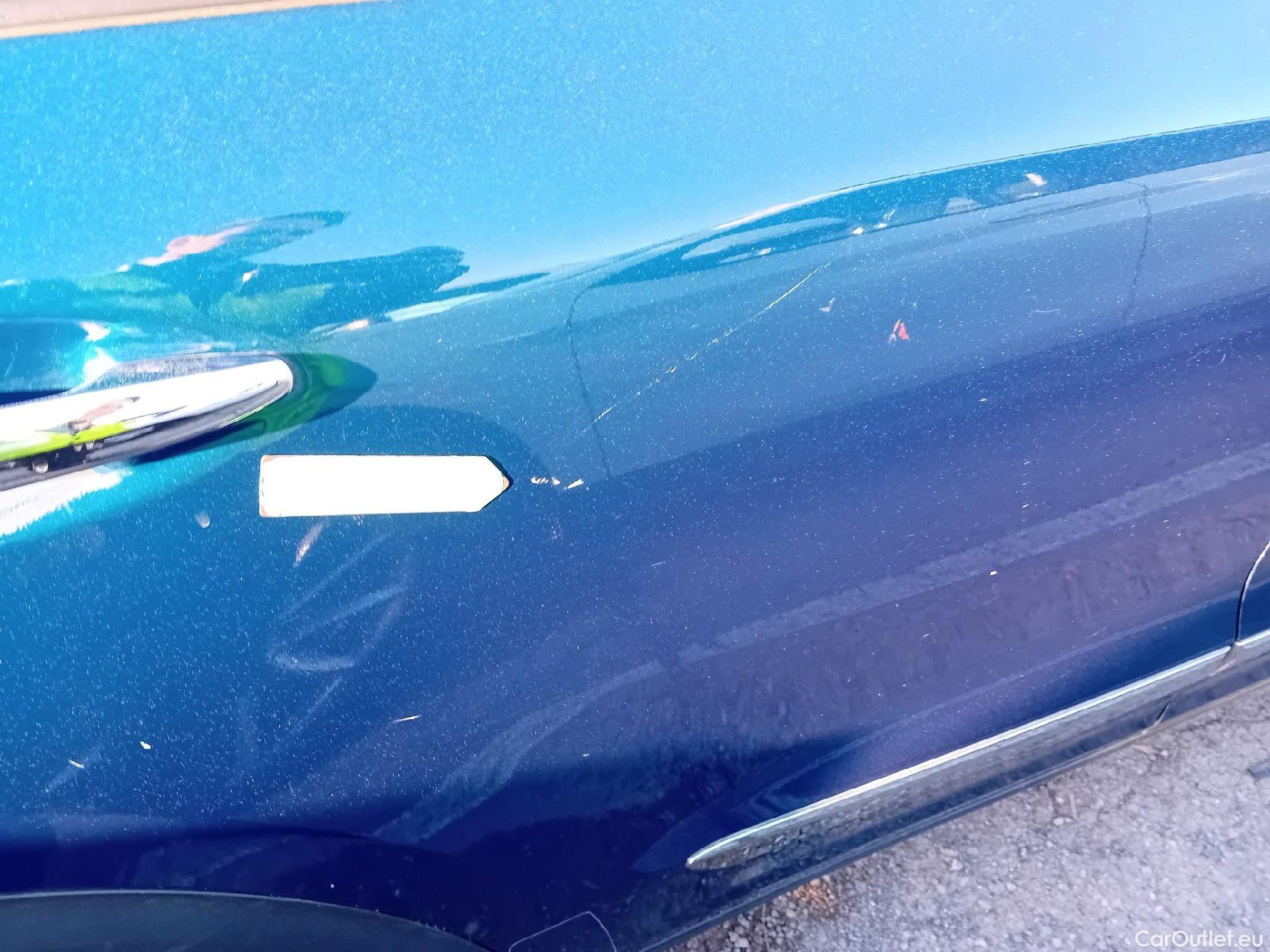  KIA  Niro KIA  / 2019 / 5P / crossover 1.6 GDi PHEV 104kW (141CV) Drive #39