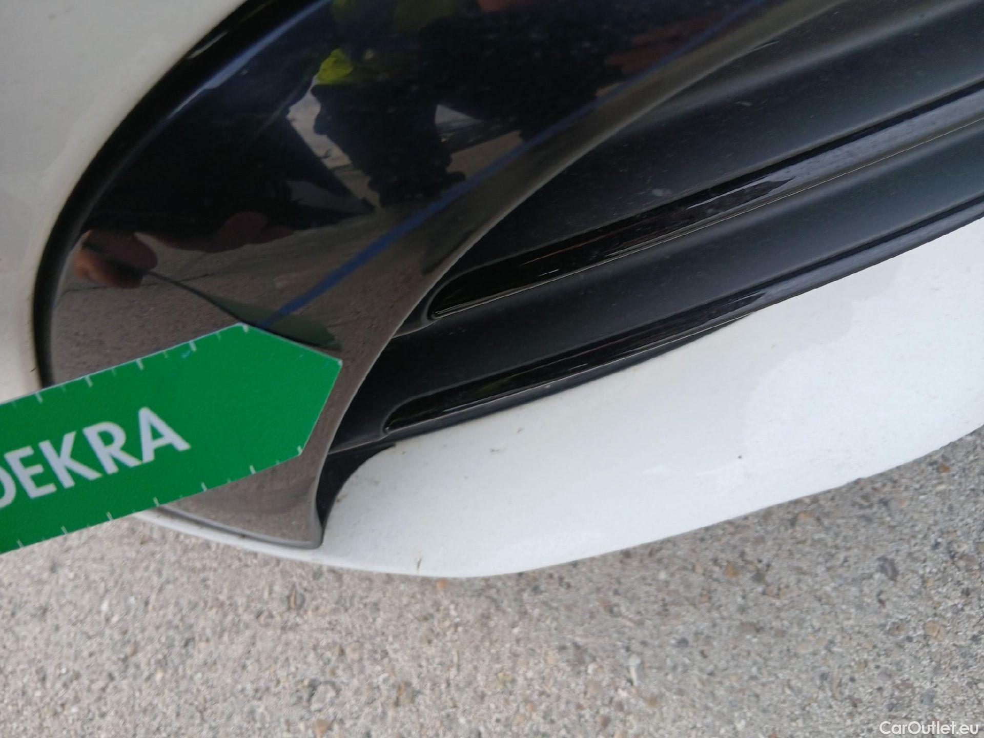  Mercedes  GLA MERCEDES-BENZ  / 2020 / 5P / todoterreno  200 D #16