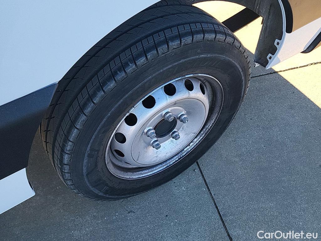  Renault  Master RENAULT  / 2019 / 4P / furgón Furgón T L2H2 3500 Bl dCi 99kW (135CV) #15