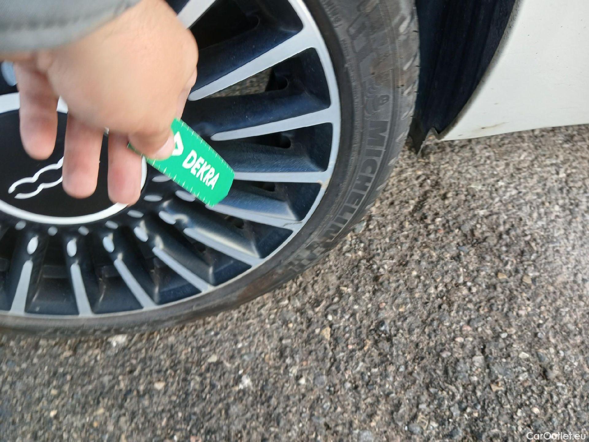  Fiat  500  Launch Edition 1.0 70CV MT6 E6d #31