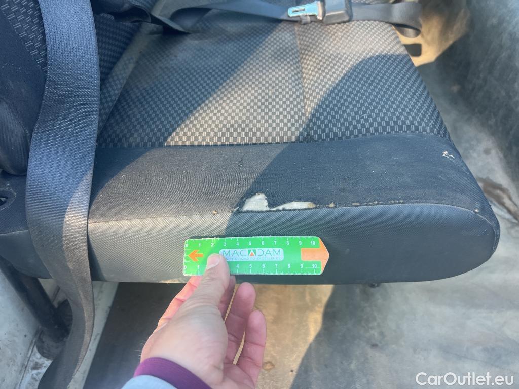  Nissan  NV400 NISSAN NT400 / 2014 / 4P / chasis doble cabina 35.13/3 Comfort Doble Cabina Larga #28