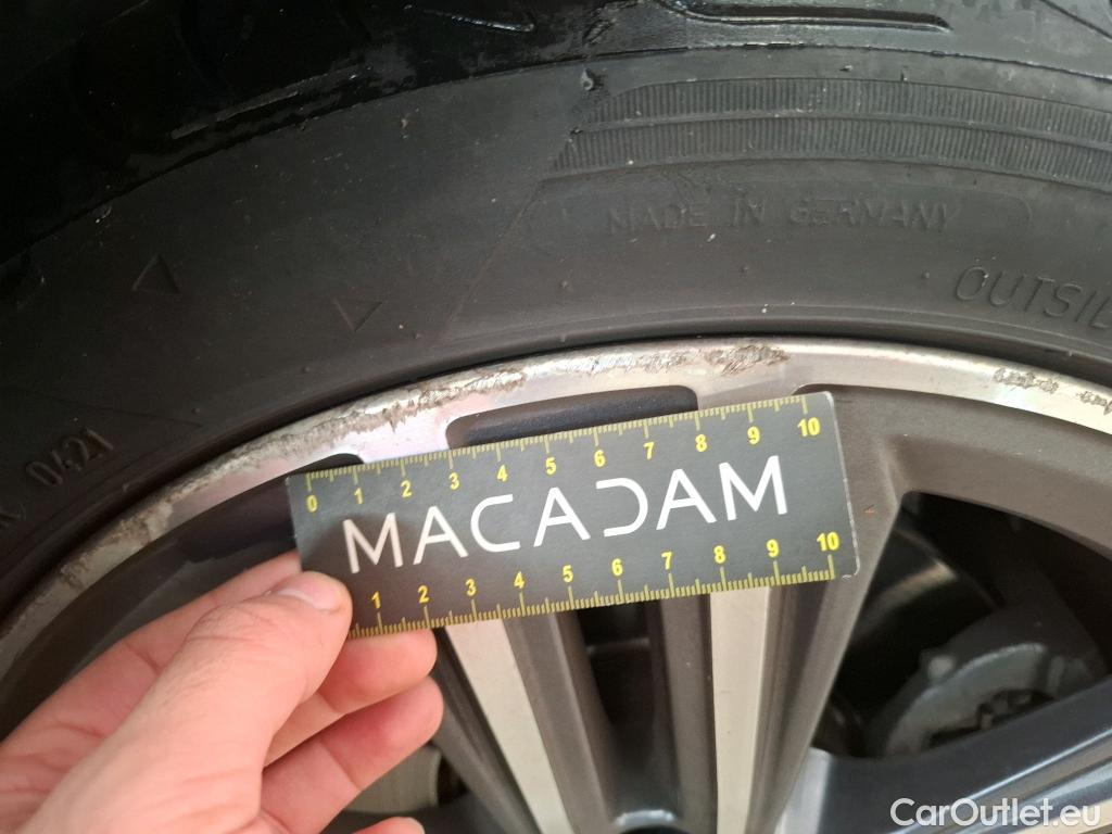  Bmw  Serie 1 Série 1 Berline 118 i Lounge 1.5 135CV BVA7 E6d #41