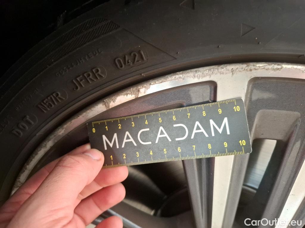  Bmw  Serie 1 Série 1 Berline 118 i Lounge 1.5 135CV BVA7 E6d #40