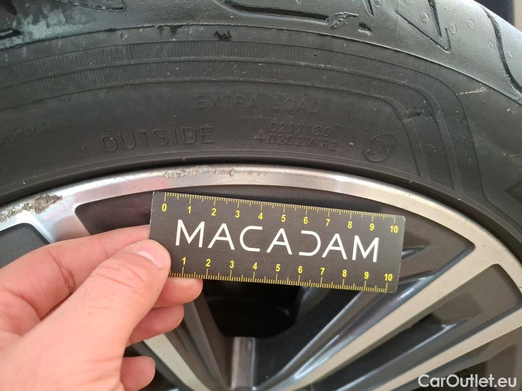  Bmw  Serie 1 Série 1 Berline 118 i Lounge 1.5 135CV BVA7 E6d #42