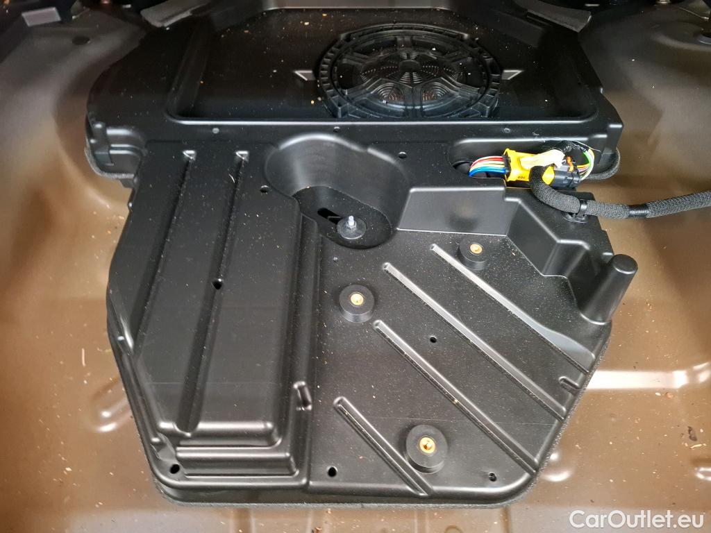  Peugeot  2008  GT 1.2 PureTech 155CV BVA8 E6d #48