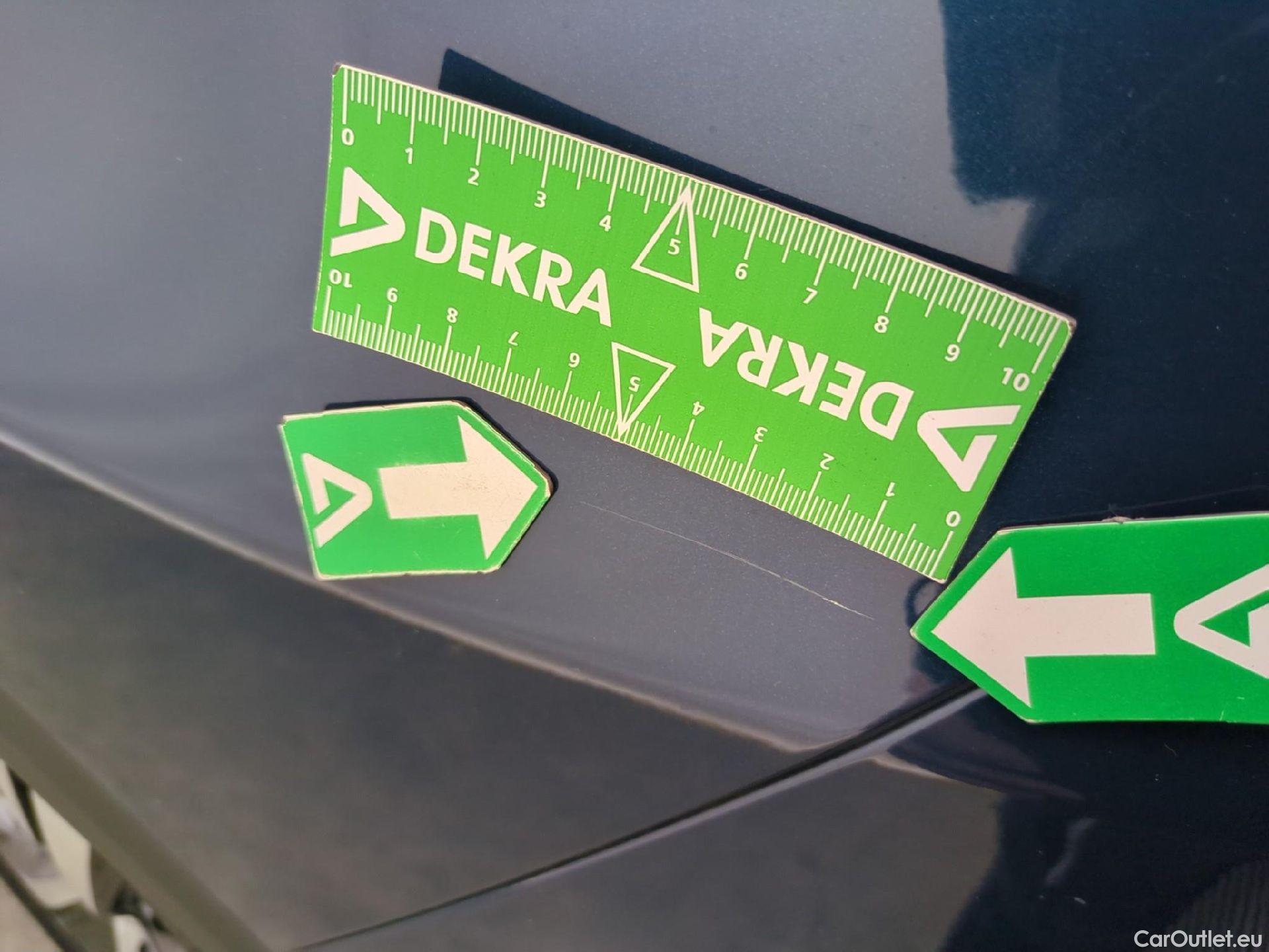  Peugeot  3008  Allure 1.2 PureTech 130CV BVA8 E6d #44