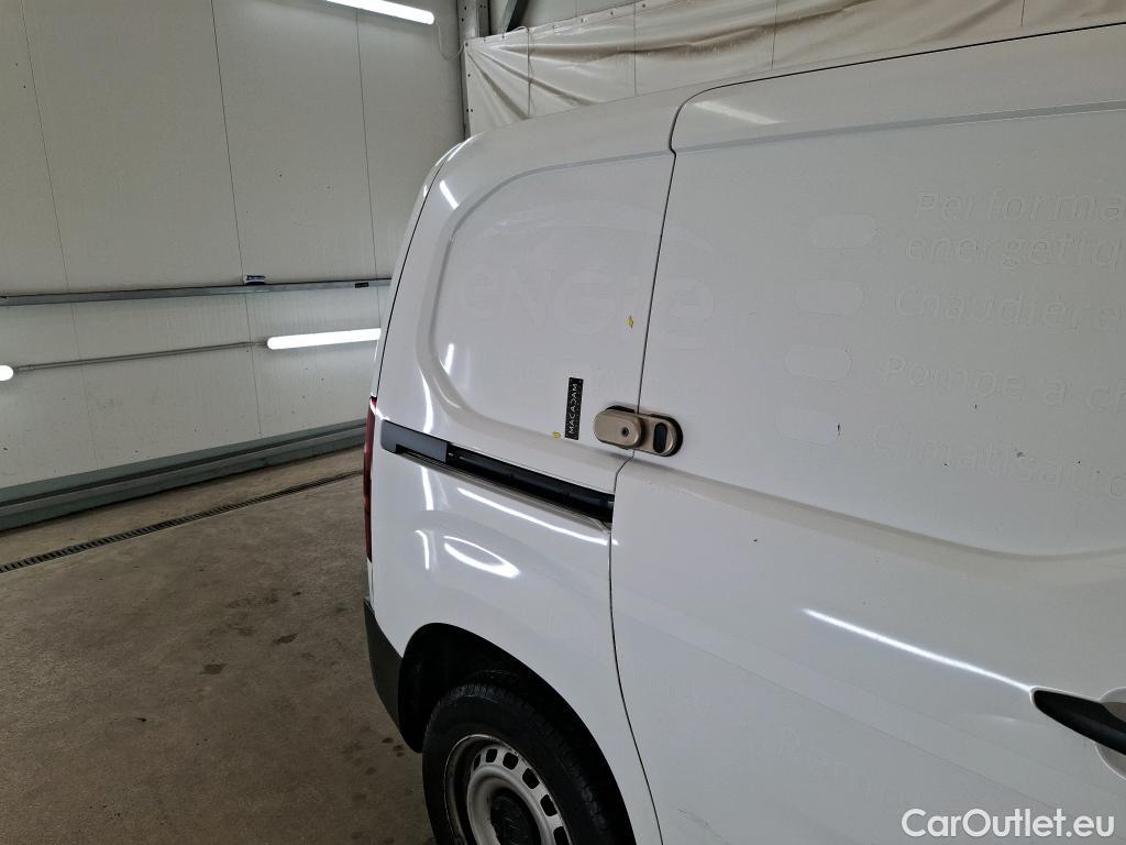  Citroen  Berlingo  Fourgon Club M 650 1.5 BlueHDi 75CV BVM5 E6dT #19