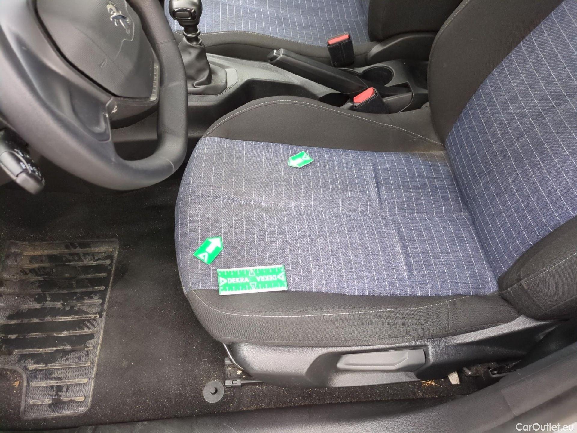  Peugeot  208  Premium 1.5 HDi 100CV BVM6 E6d #4