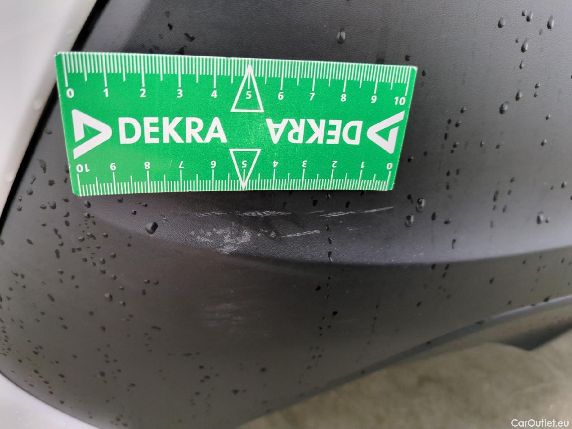  Peugeot  208  Premium 1.5 HDi 100CV BVM6 E6d #47