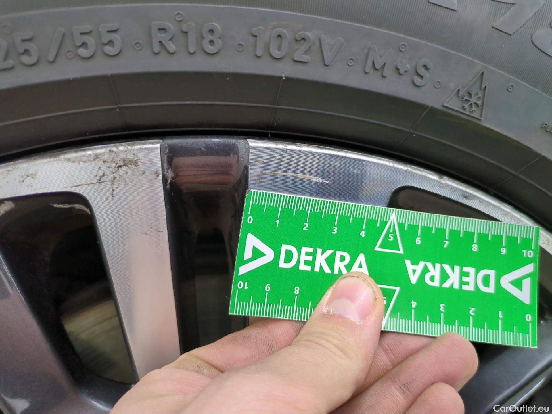  Peugeot  3008  Allure 1.2 PureTech 130CV BVA8 E6d #16