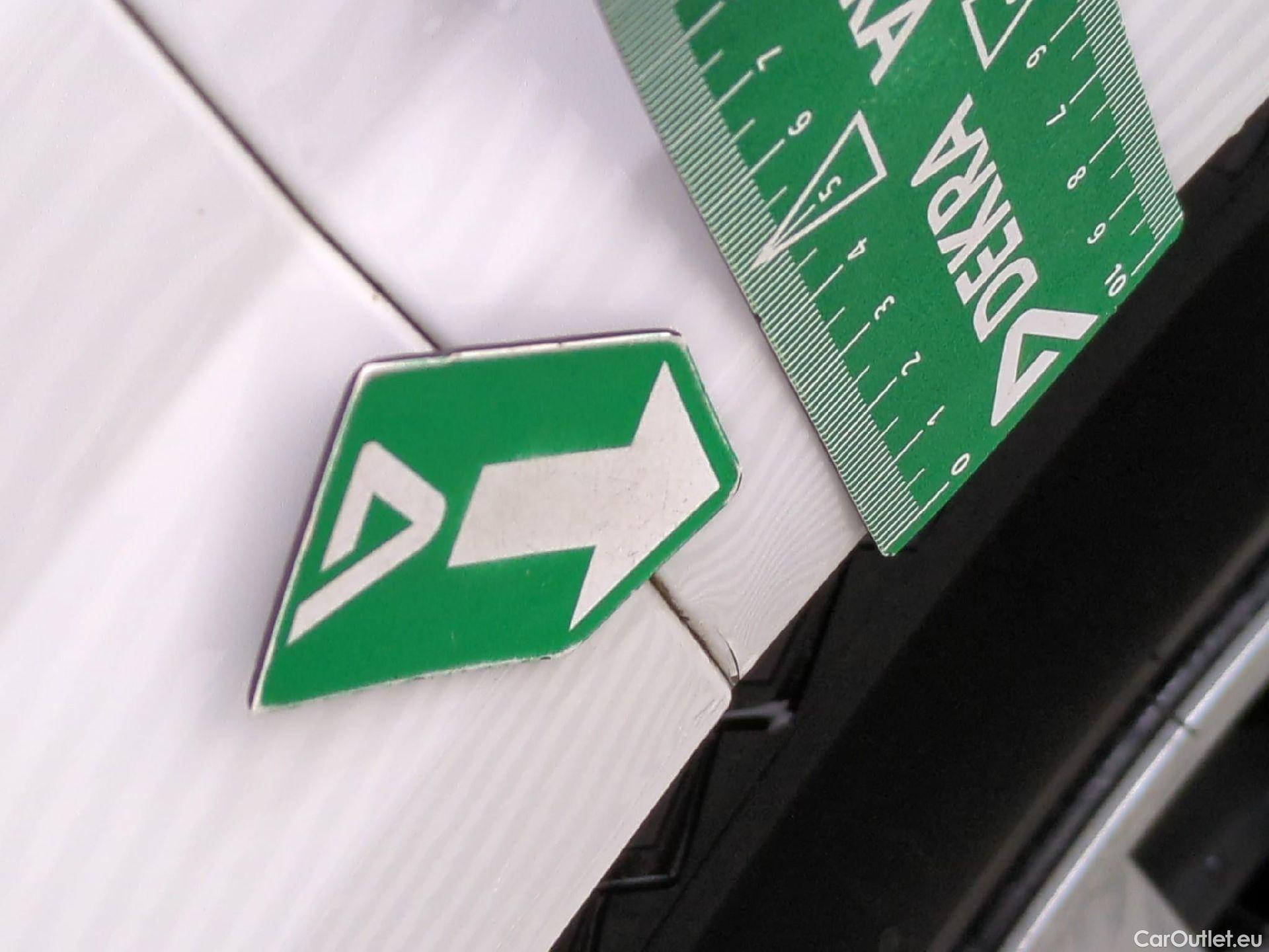  Peugeot  208  Premium 1.5 HDi 100CV BVM6 E6d #23