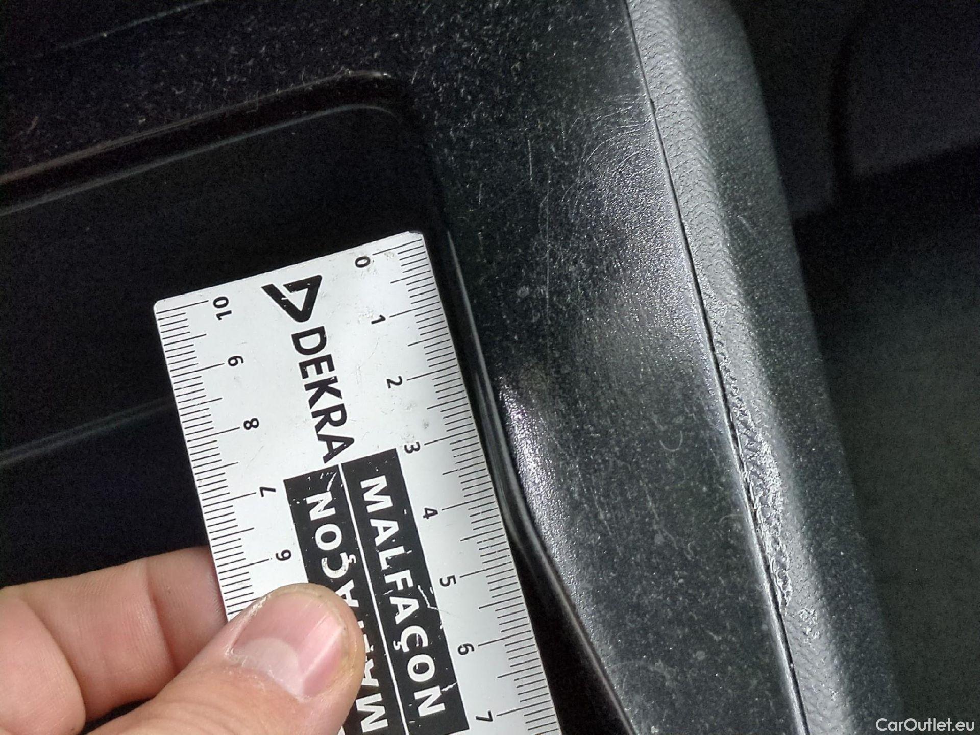  Peugeot  208  Premium 1.5 HDi 100CV BVM6 E6d #2