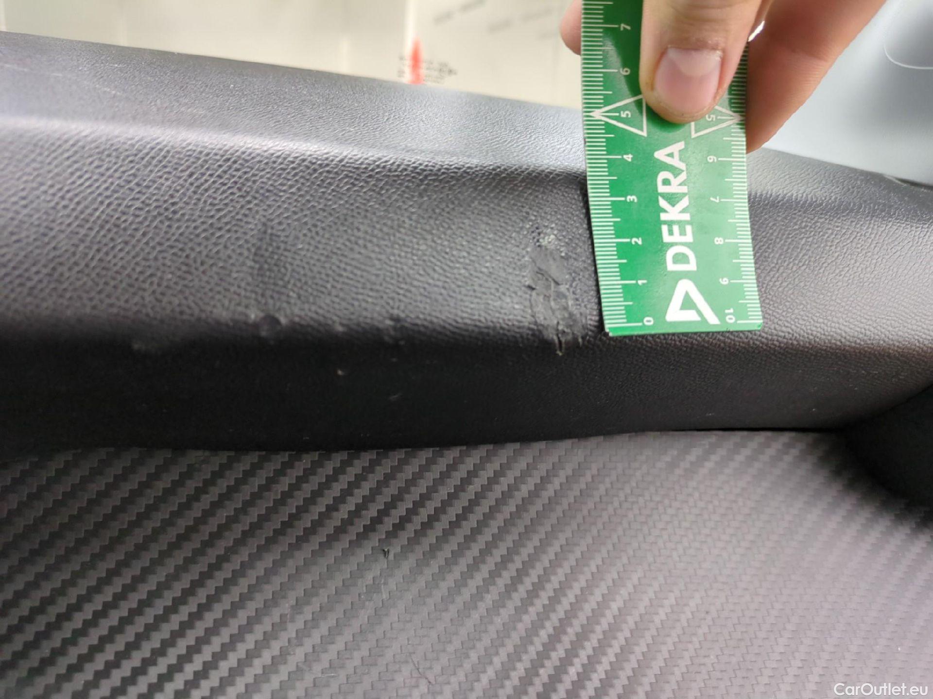  Peugeot  208  Premium 1.5 HDi 100CV BVM6 E6d #12