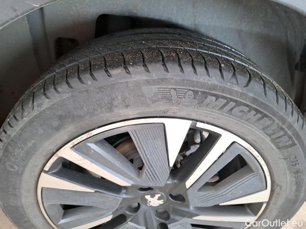  Peugeot  2008  GT 1.2 PureTech 155CV BVA8 E6d #30