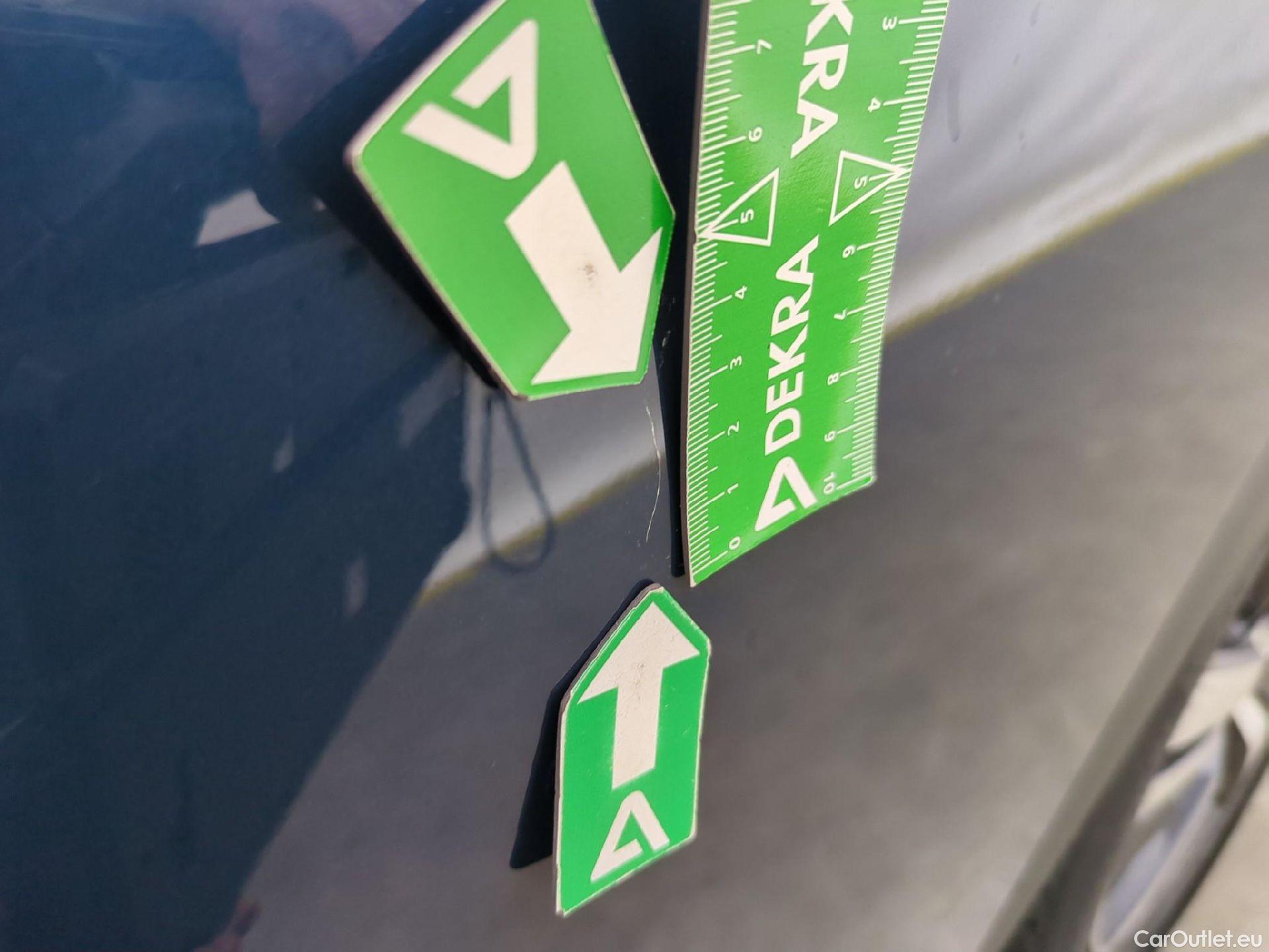  Peugeot  3008  Allure 1.2 PureTech 130CV BVA8 E6d #41