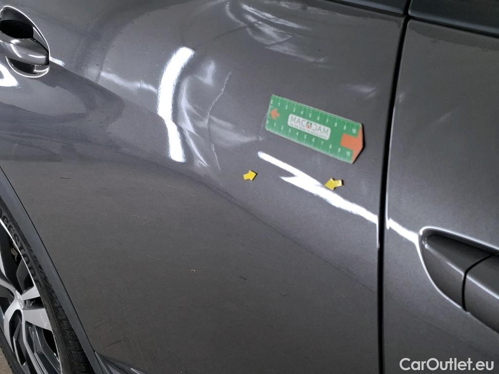  Peugeot  3008 PEUGEOT  / 2020 / 5P / SUV 1.6 HYBRID 225 E-EAT8 Allure #3