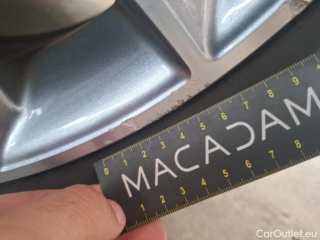  Mercedes  CLA-Klasse CLA Shooting Brake 250 e Progressive Line / Options 6000 € #11