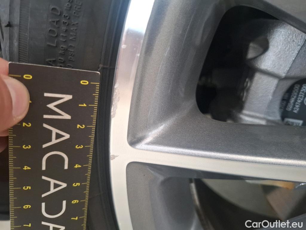  Mercedes  CLA-Klasse CLA Shooting Brake 250 e Progressive Line / Options 6000 € #16