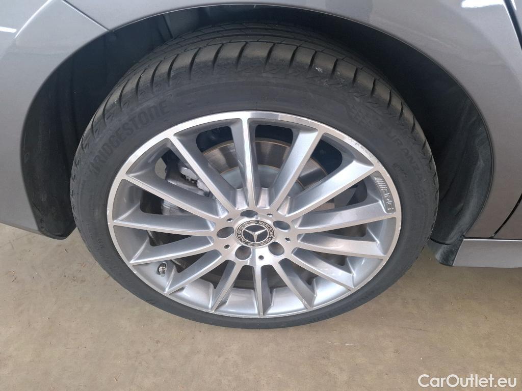  Mercedes  CLA-Klasse CLA Shooting Brake 250 e Progressive Line / Options 6000 € #14