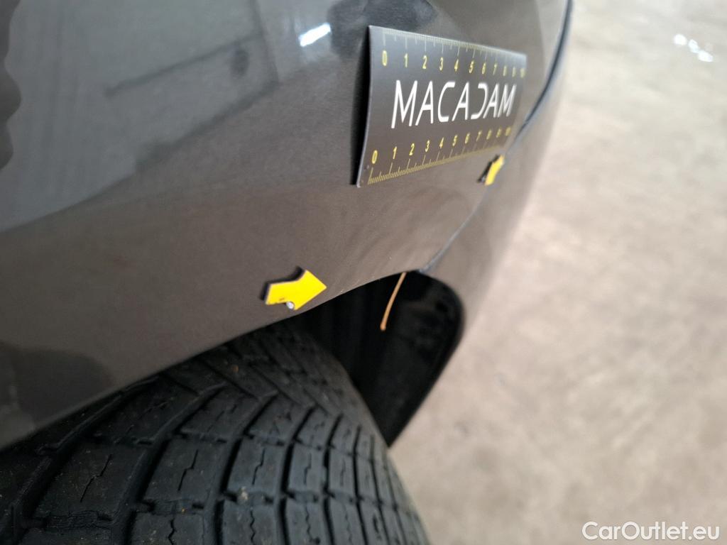  Peugeot  208  Allure Business 1.2 PureTech 100CV BVM6 E6d #10