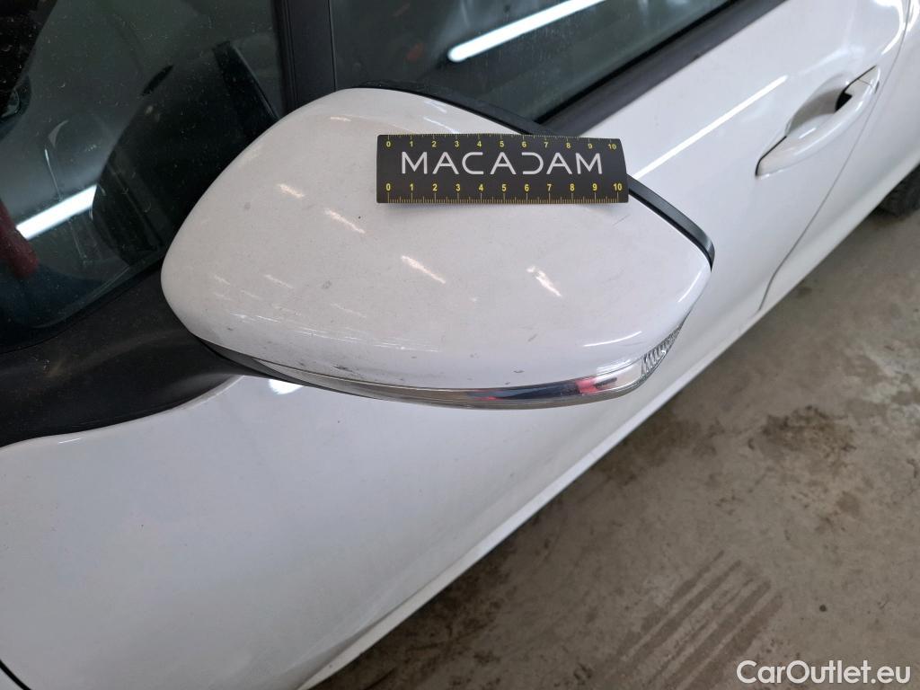  Peugeot  208  Affaire Premium Pack 1.5 HDi 100CV BVM5 E6dT #19