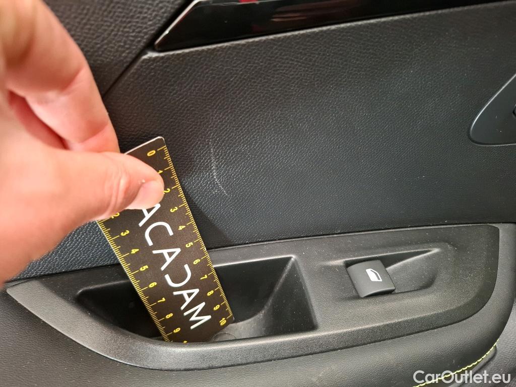  Peugeot  2008  GT 1.2 PureTech 155CV BVA8 E6d #40