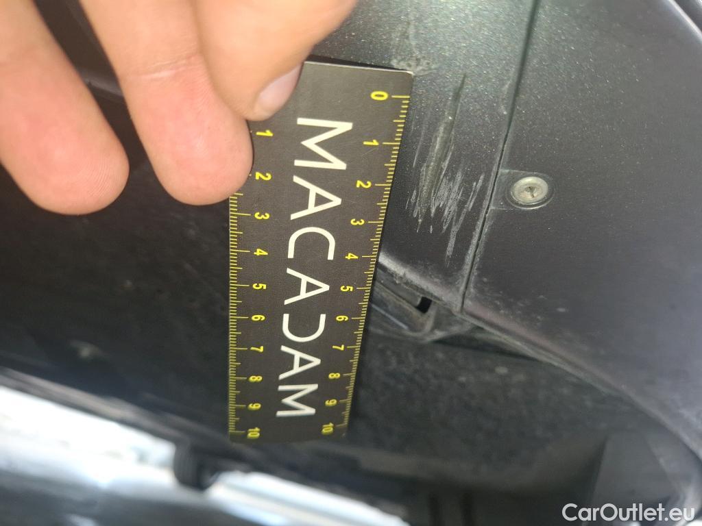  Mercedes  CLA-Klasse CLA Shooting Brake 250 e Progressive Line / Options 6000 € #6