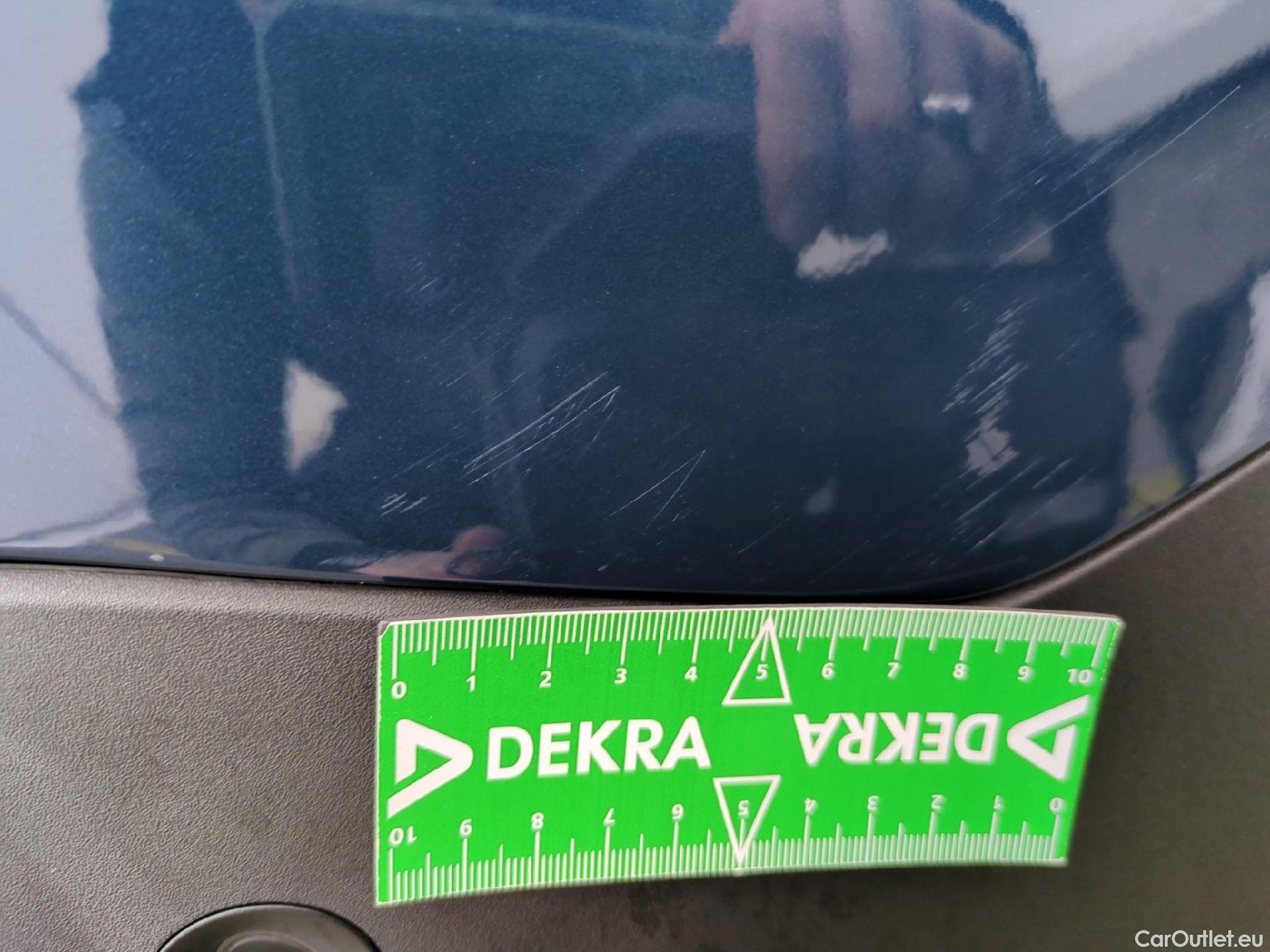  Peugeot  3008  Allure 1.2 PureTech 130CV BVA8 E6d #46