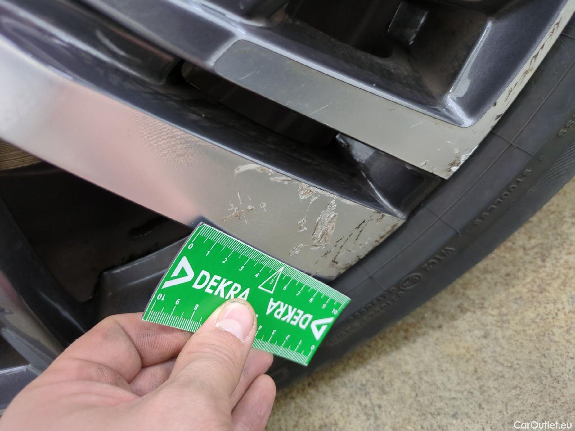  Peugeot  3008  Allure 1.2 PureTech 130CV BVA8 E6d #14