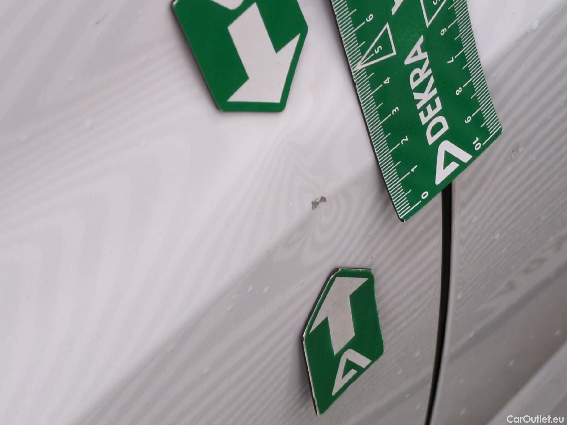  Peugeot  208  Premium 1.5 HDi 100CV BVM6 E6d #24