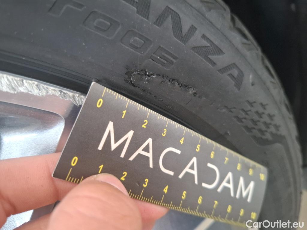  Mercedes  CLA-Klasse CLA Shooting Brake 250 e Progressive Line / Options 6000 € #3