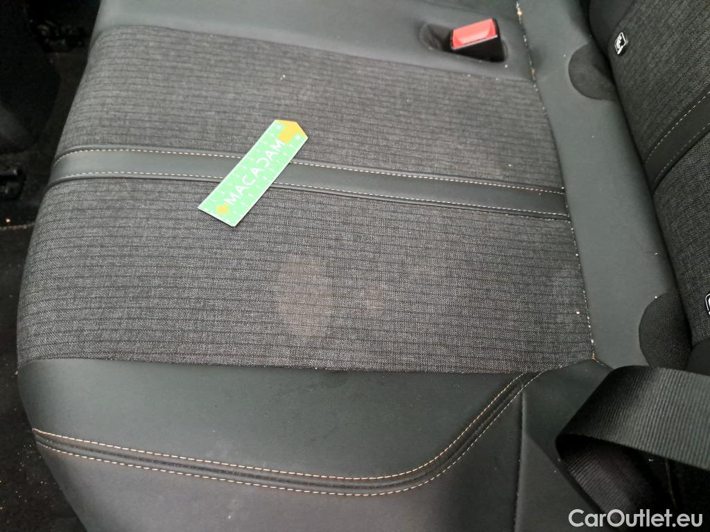  Peugeot  3008  GT Line 1.5 HDi 130CV BVA8 E6dT #37