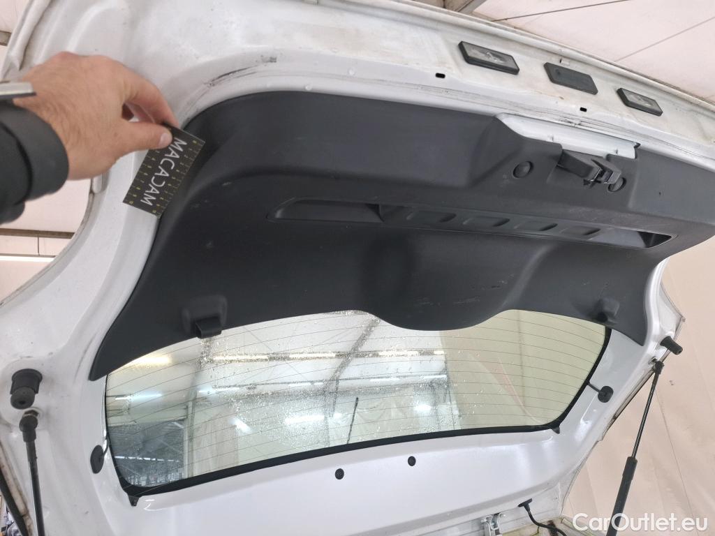  Citroen  C3  Société Feel 1.2 PureTech 80CV BVM5 E6d #4