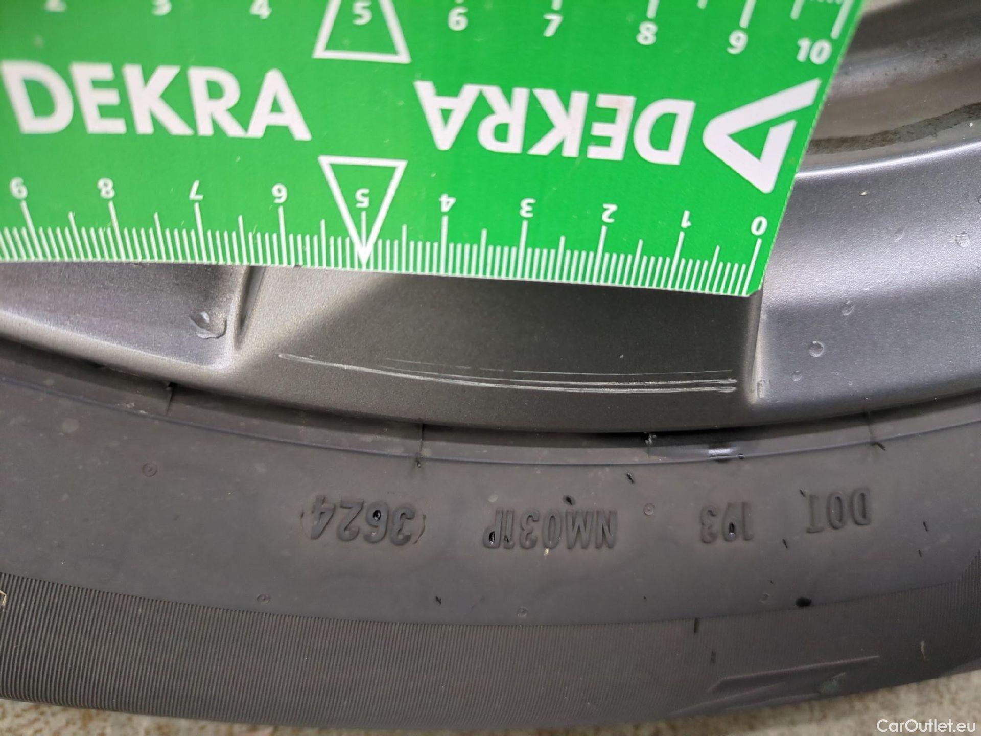  Peugeot  2008  Active Pack 1.2 PureTech 130CV BVA8 E6d #10