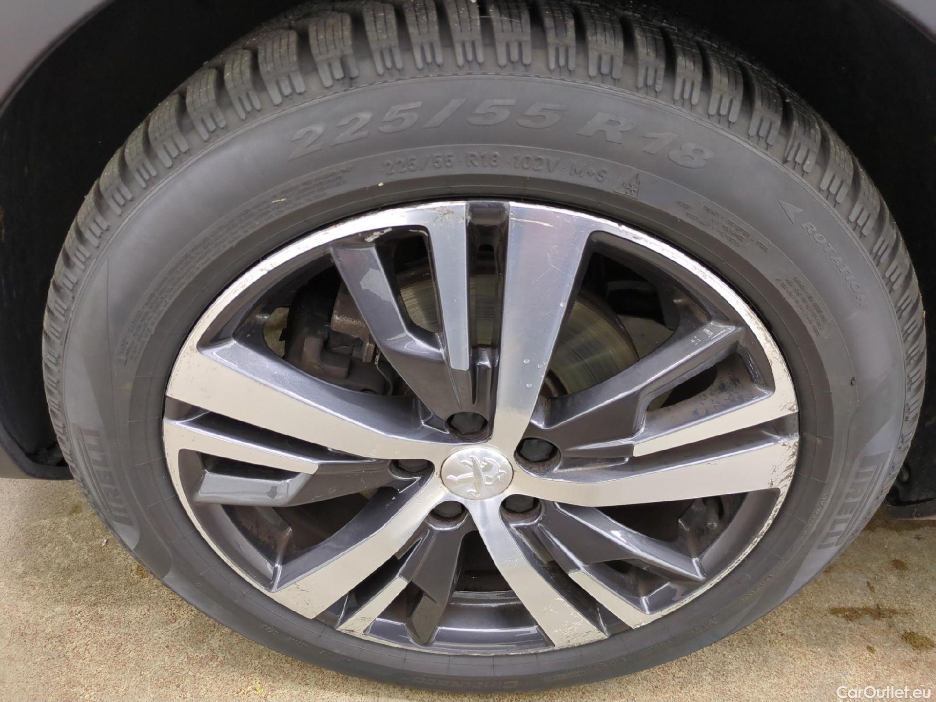  Peugeot  3008  Allure 1.2 PureTech 130CV BVA8 E6d #12