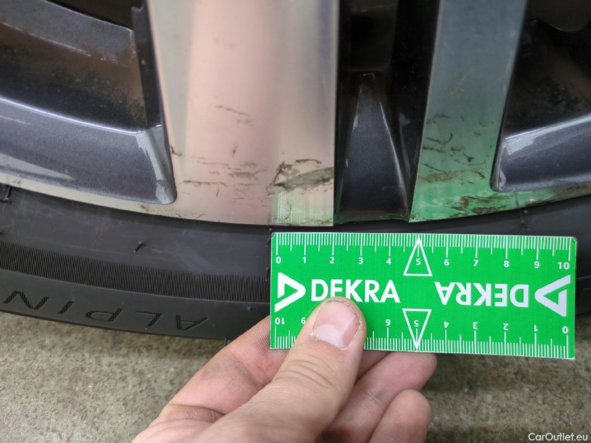  Peugeot  3008  Allure 1.2 PureTech 130CV BVA8 E6d #26